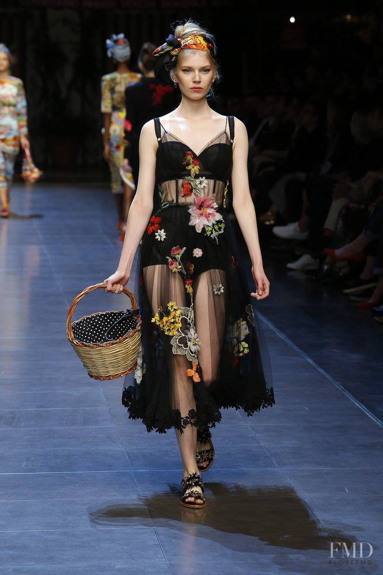 Ola Rudnicka featured in  the Dolce & Gabbana fashion show for Spring/Summer 2016