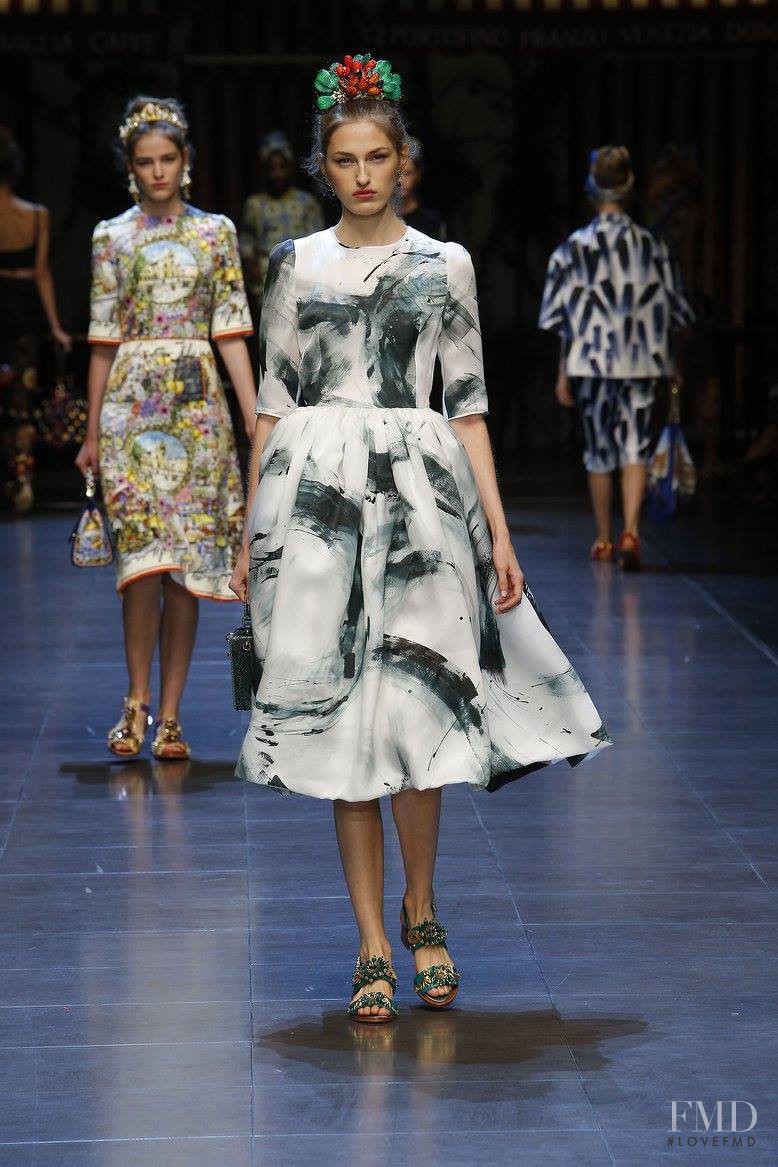 Zoe Huxford featured in  the Dolce & Gabbana fashion show for Spring/Summer 2016