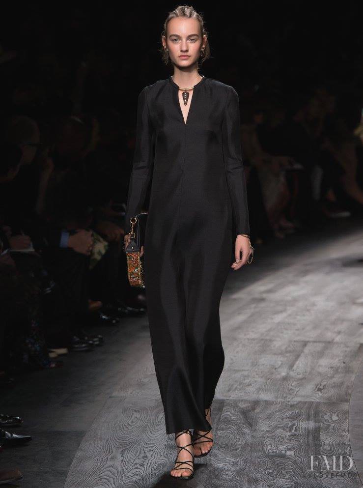 Maartje Verhoef featured in  the Valentino fashion show for Spring/Summer 2016