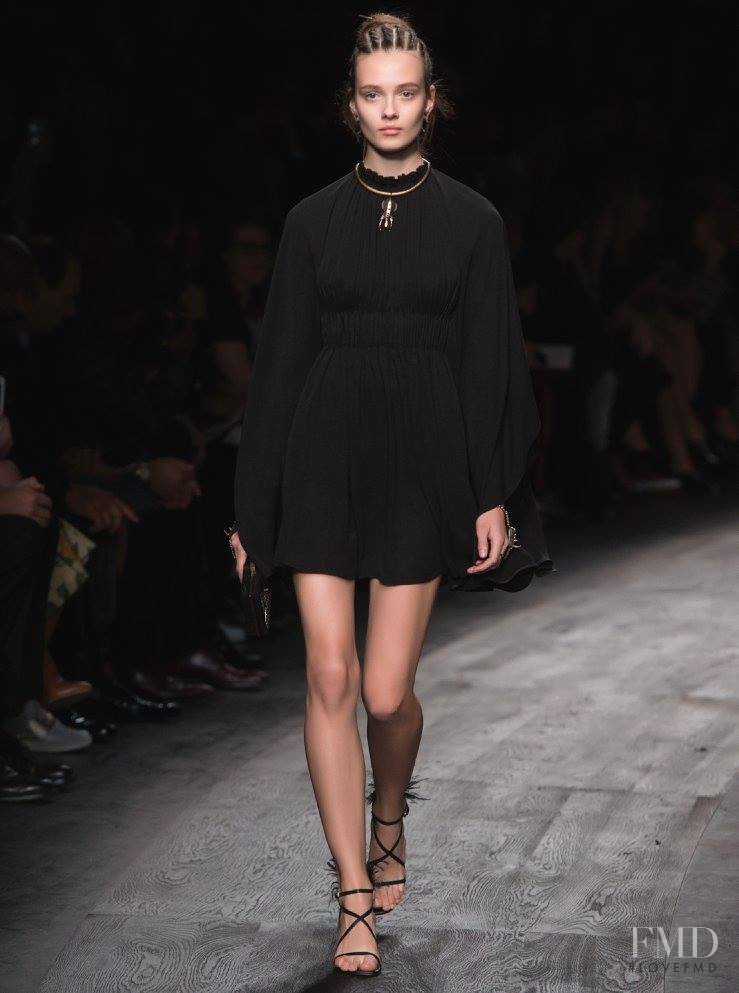 Alicja Tubilewicz featured in  the Valentino fashion show for Spring/Summer 2016