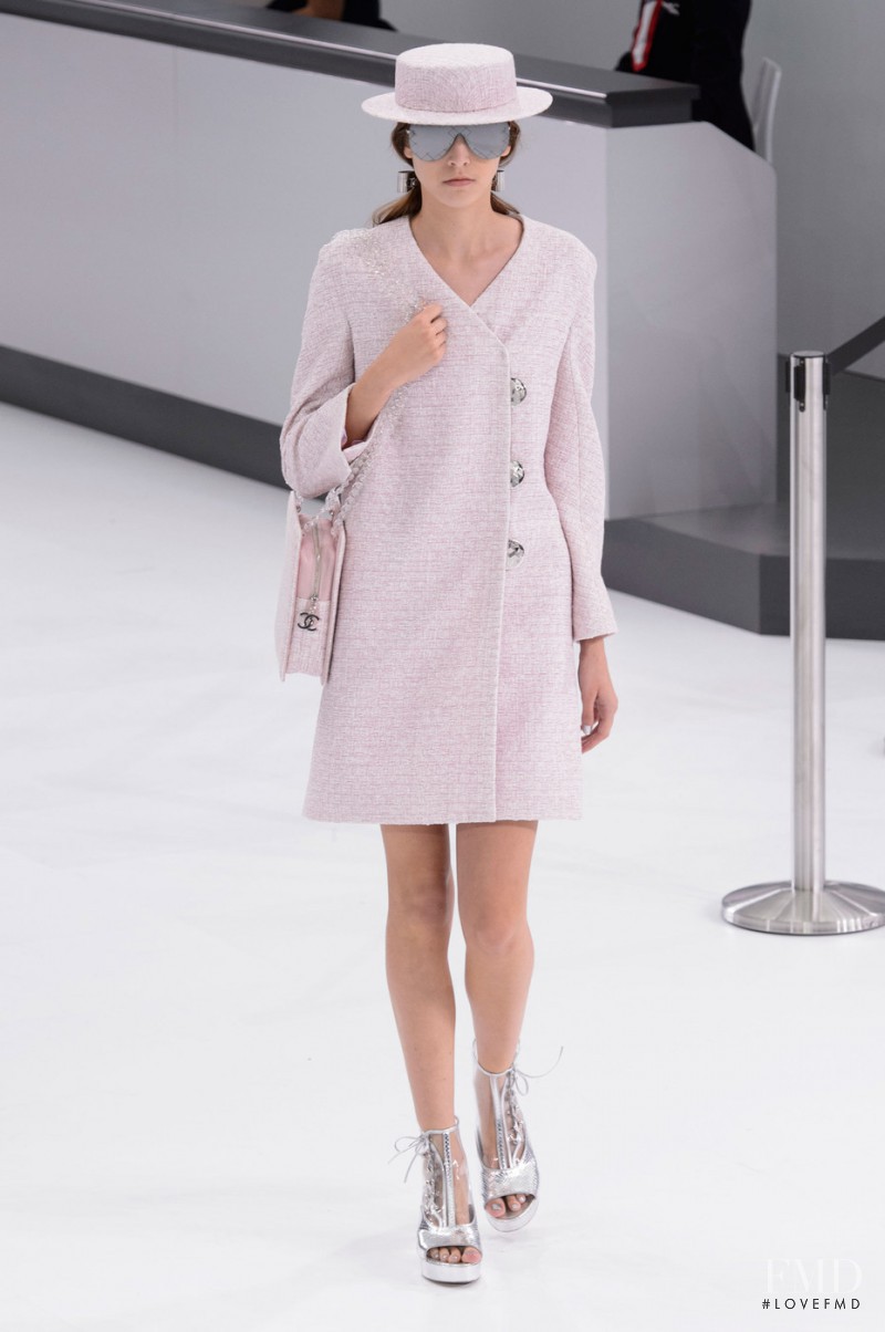 Chanel fashion show for Spring/Summer 2016