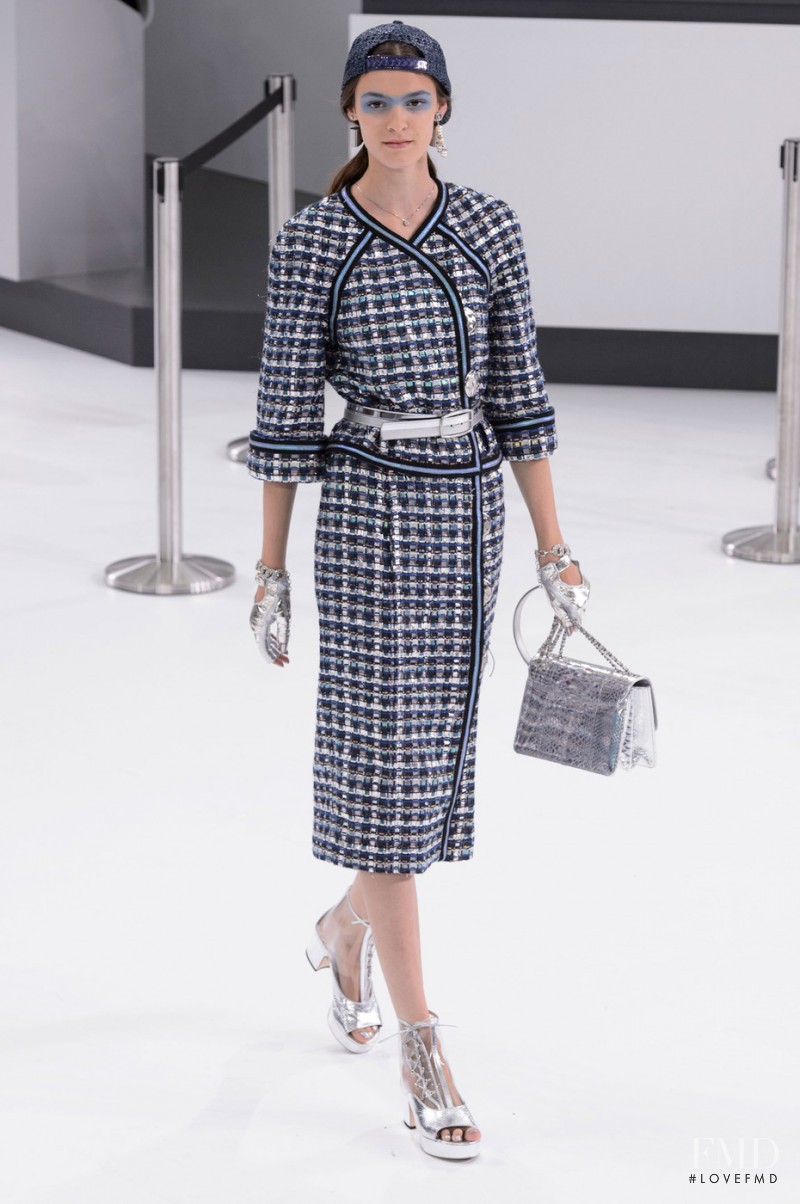 Chanel fashion show for Spring/Summer 2016