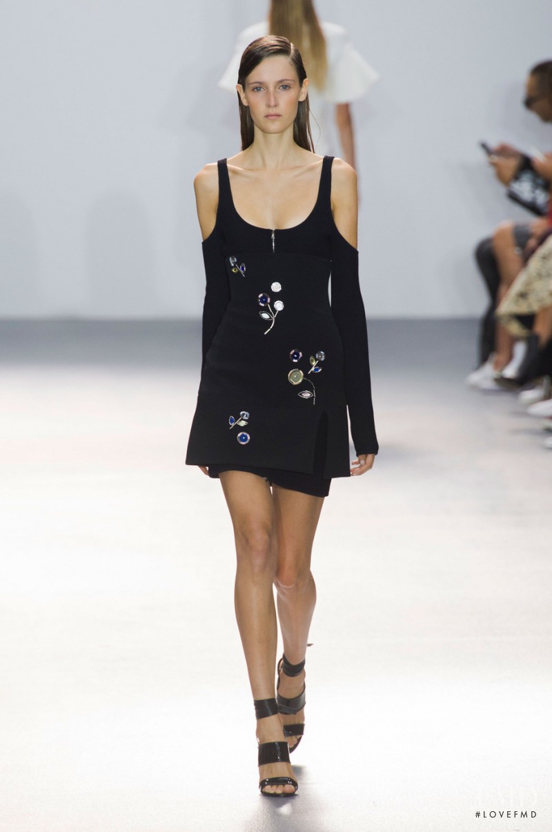 David Koma fashion show for Spring/Summer 2016