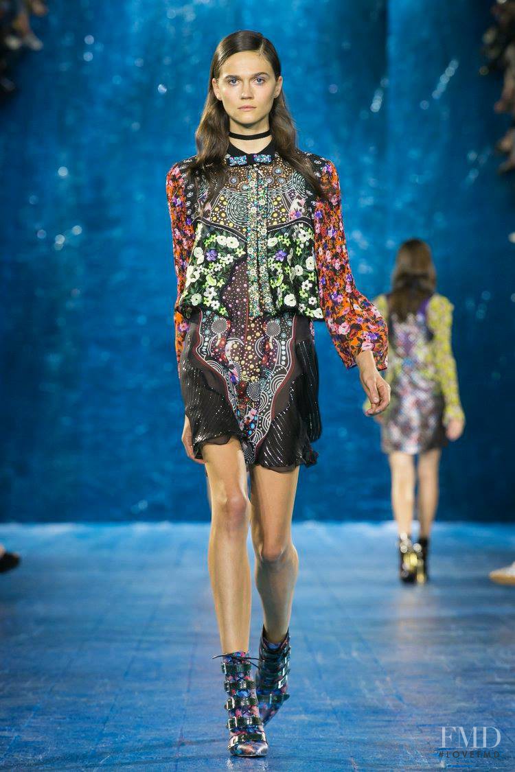 Rachel Finninger featured in  the Mary Katrantzou fashion show for Spring/Summer 2016
