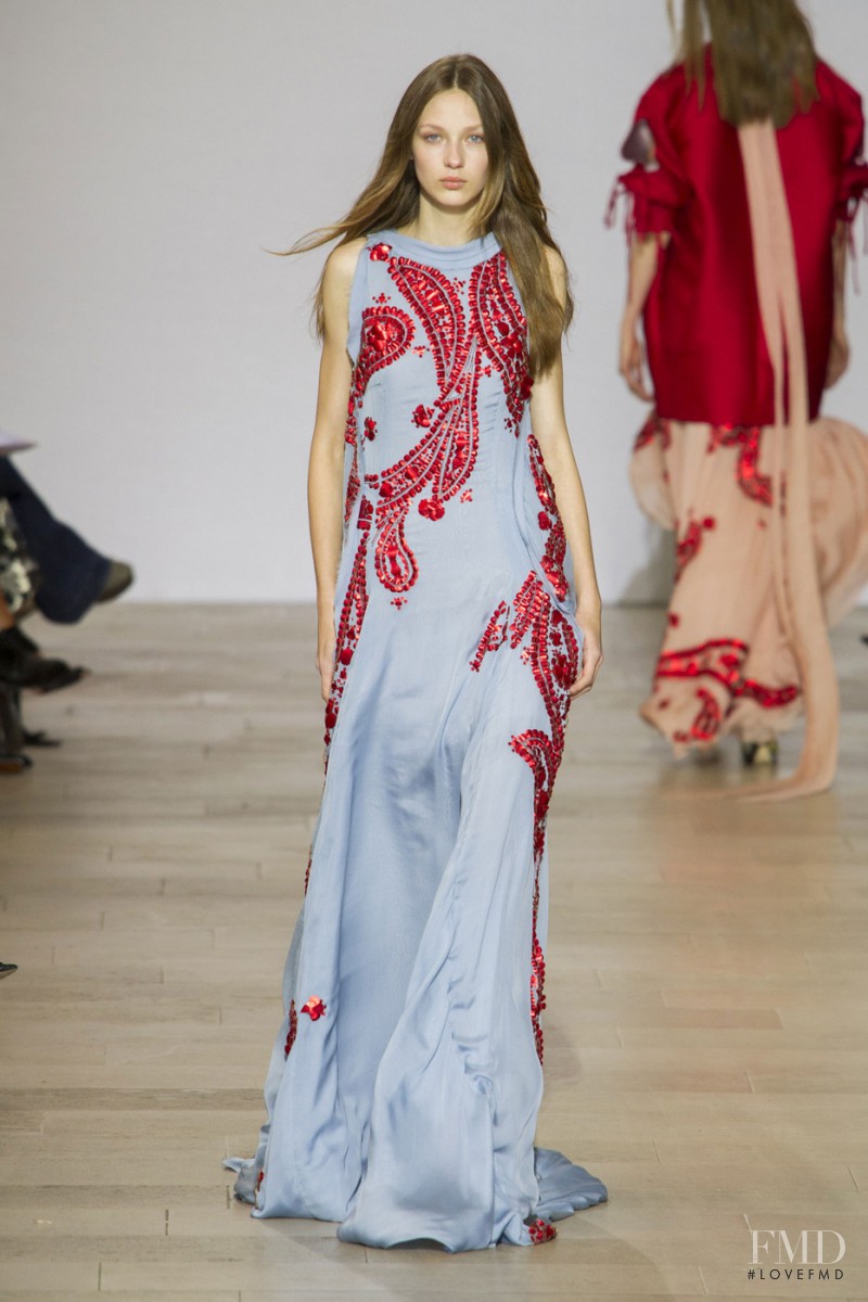 Ala Sekula featured in  the Antonio Berardi fashion show for Spring/Summer 2016