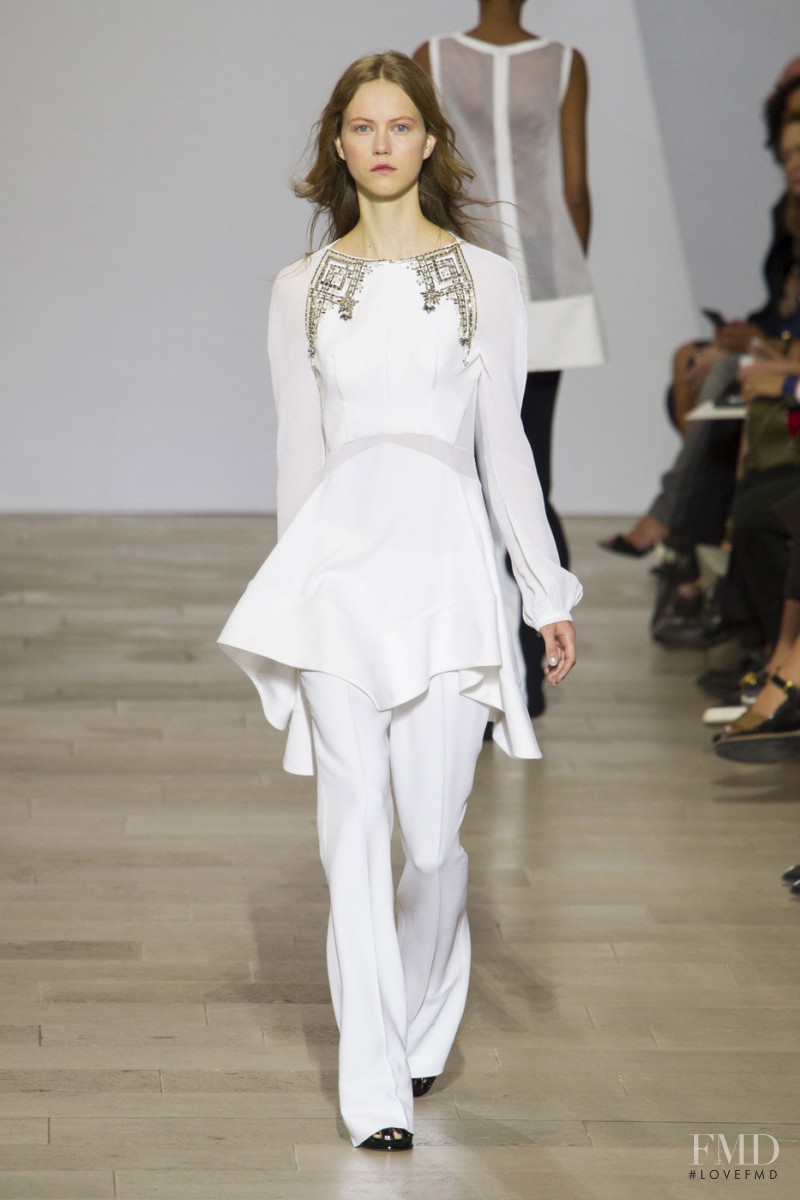 Julie Hoomans featured in  the Antonio Berardi fashion show for Spring/Summer 2016