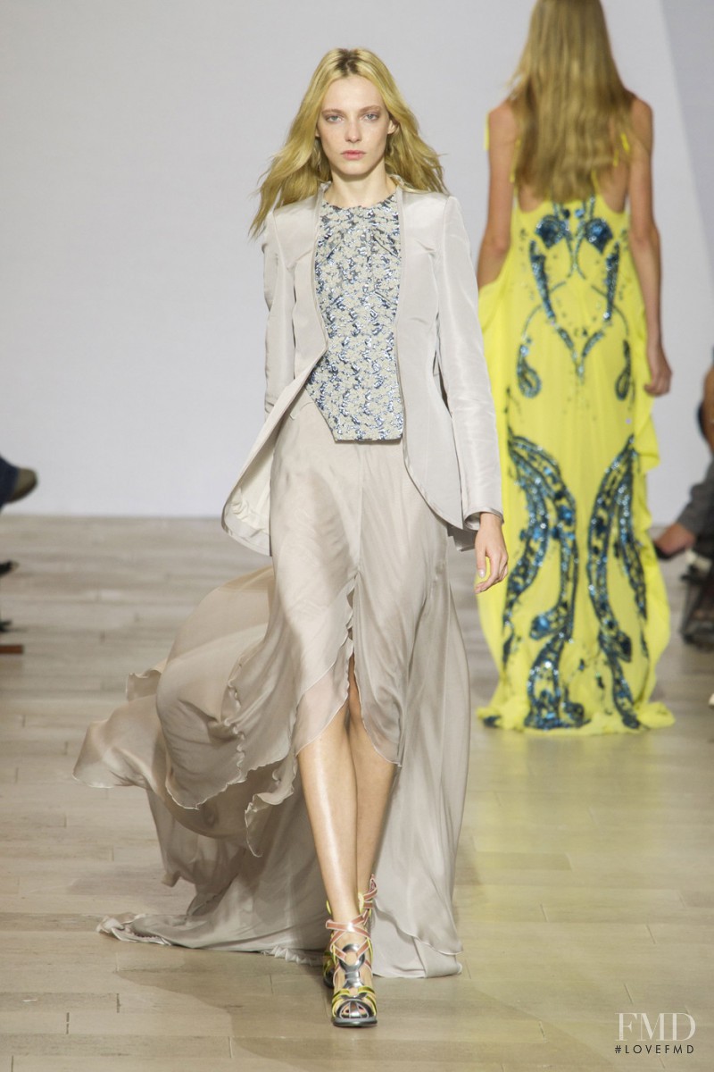 Zlata Semenko featured in  the Antonio Berardi fashion show for Spring/Summer 2016