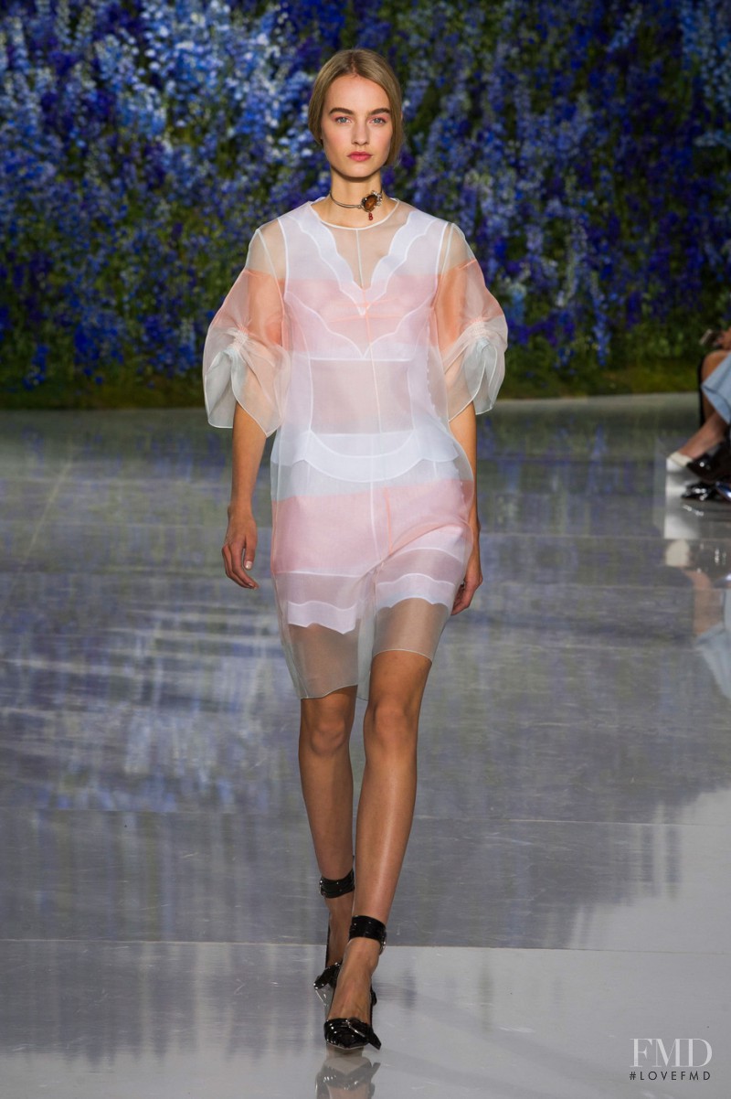 Maartje Verhoef featured in  the Christian Dior fashion show for Spring/Summer 2016