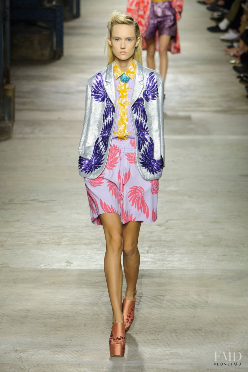 Harleth Kuusik featured in  the Dries van Noten fashion show for Spring/Summer 2016