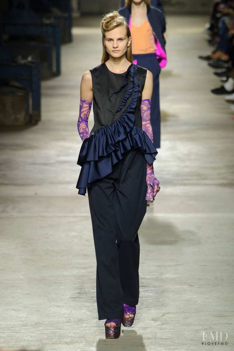 Kristina Petrosiute featured in  the Dries van Noten fashion show for Spring/Summer 2016