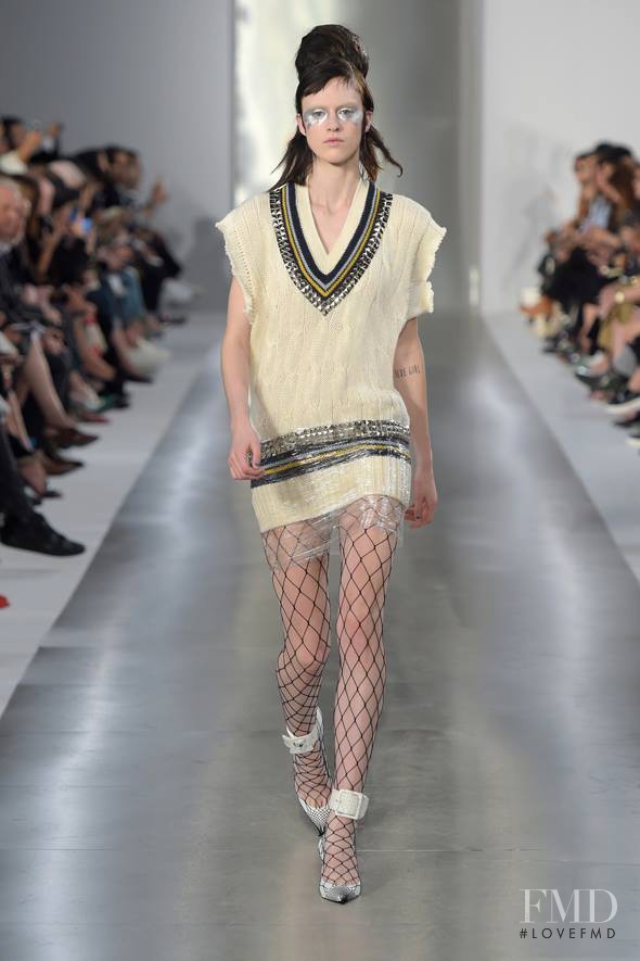 Sarah Brannon featured in  the Maison Martin Margiela Défilé fashion show for Spring/Summer 2016