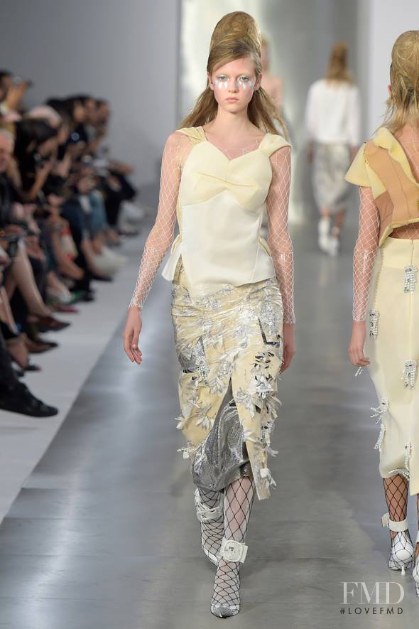 Katya Ledneva featured in  the Maison Martin Margiela Défilé fashion show for Spring/Summer 2016