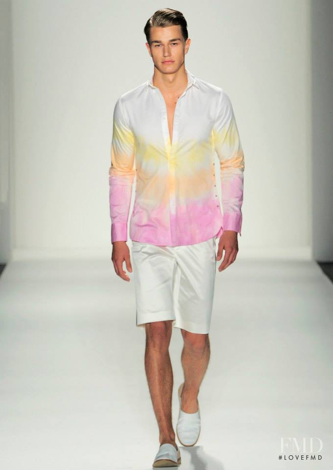 Son Jung Wan fashion show for Spring/Summer 2014