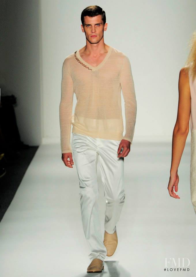 Son Jung Wan fashion show for Spring/Summer 2014
