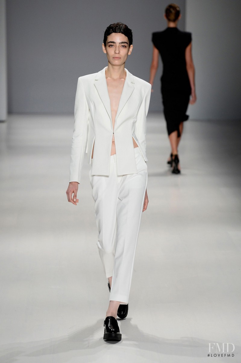 Taoray Wang fashion show for Spring/Summer 2015