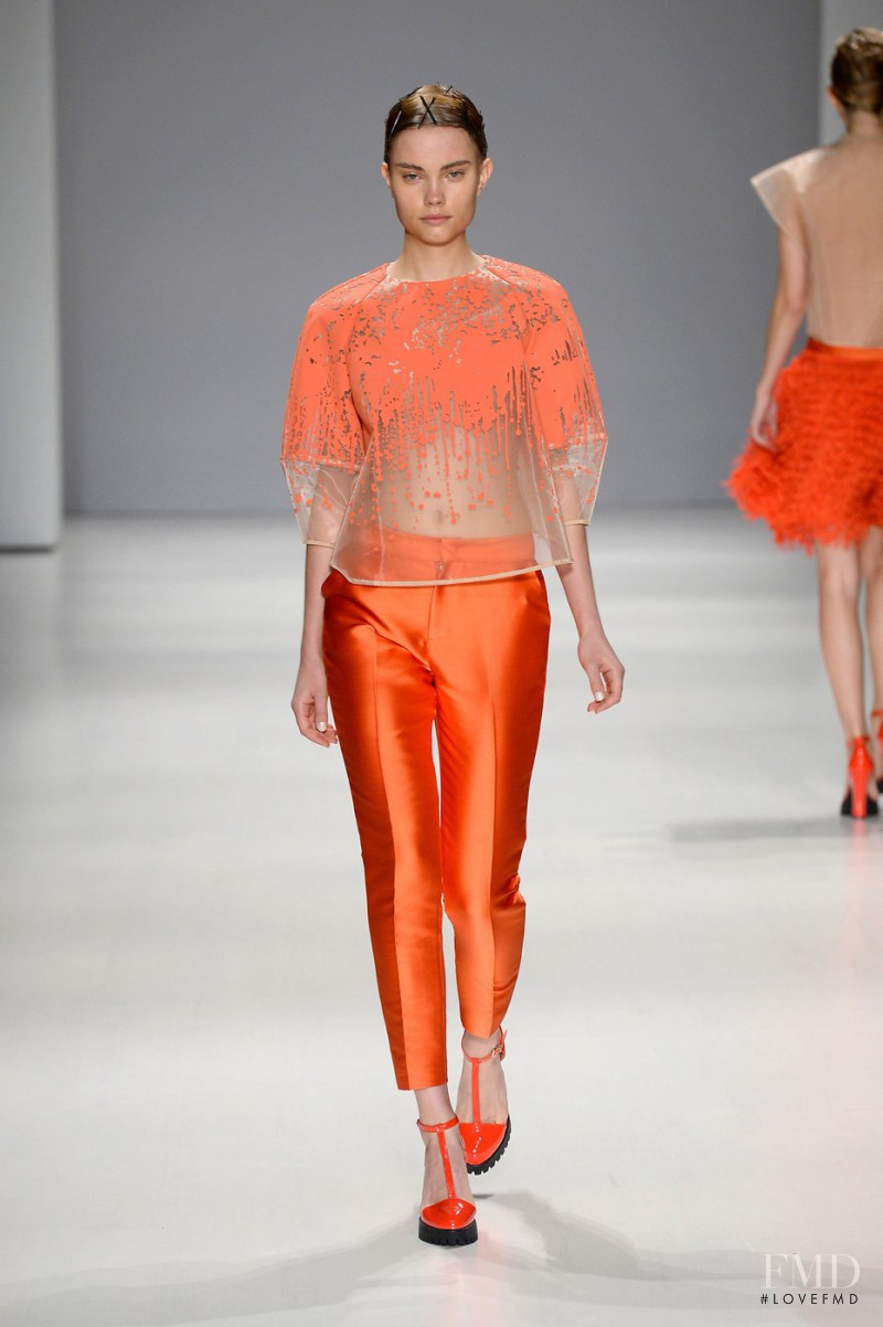 Daria Piotrowiak featured in  the Taoray Wang fashion show for Spring/Summer 2015