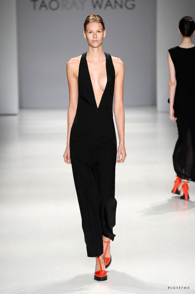 Taoray Wang fashion show for Spring/Summer 2015