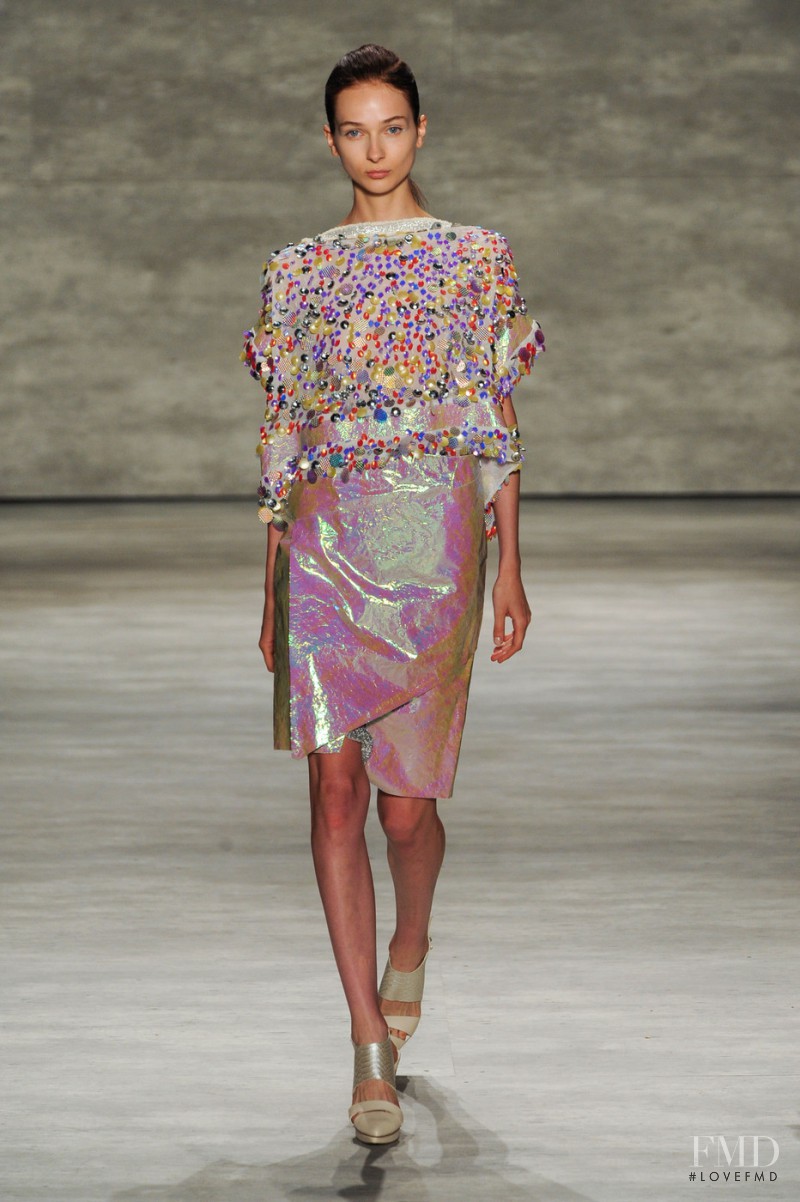 Viola Rogacka featured in  the Son Jung Wan fashion show for Spring/Summer 2015