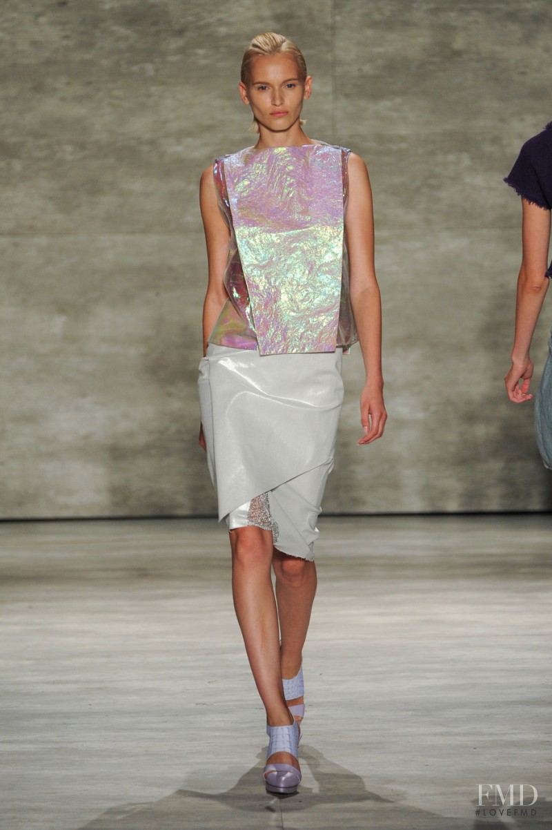 Son Jung Wan fashion show for Spring/Summer 2015