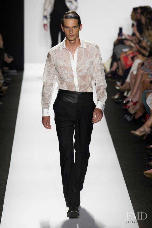 Carmen Marc Valvo fashion show for Spring/Summer 2015