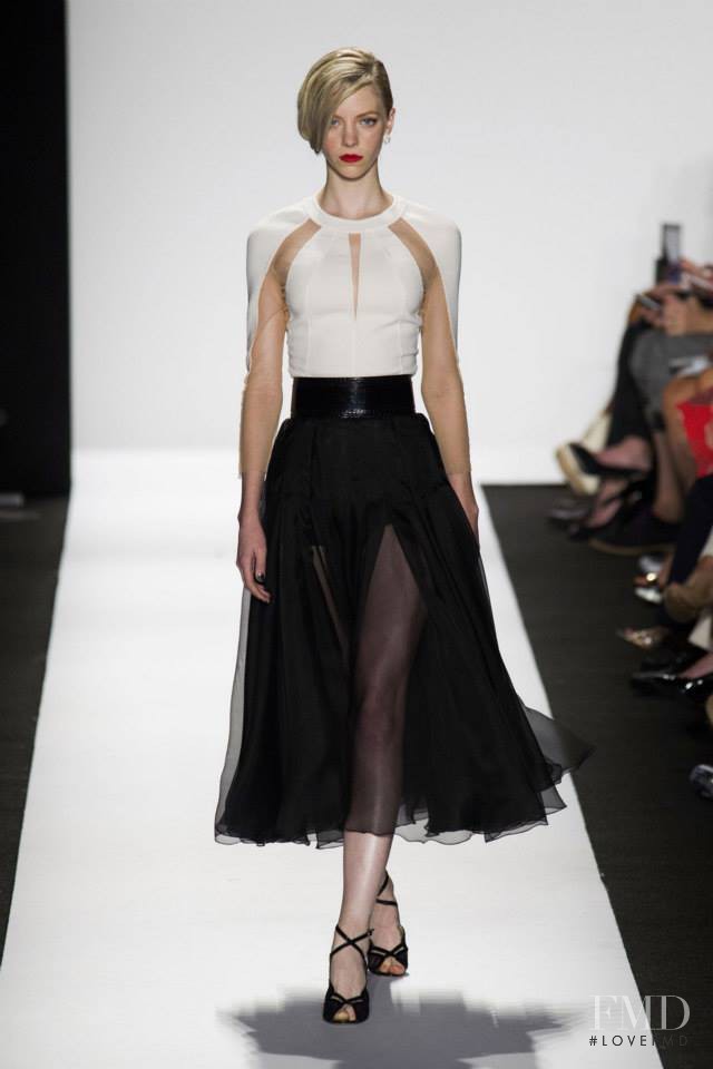 Carmen Marc Valvo fashion show for Spring/Summer 2015