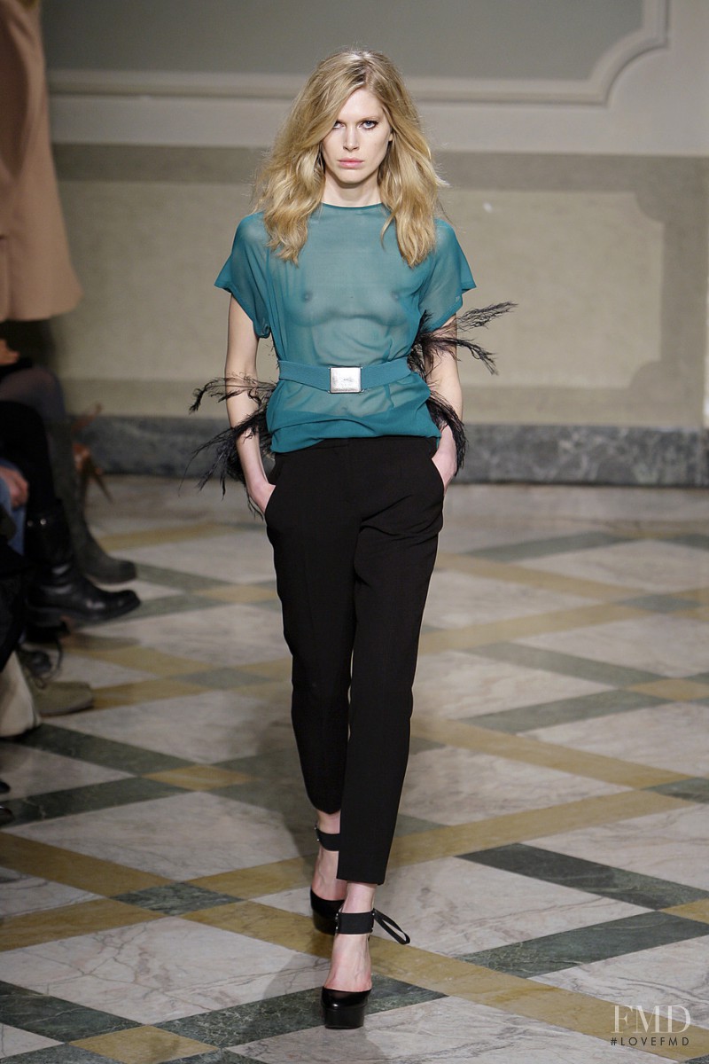 N° 21 fashion show for Autumn/Winter 2010