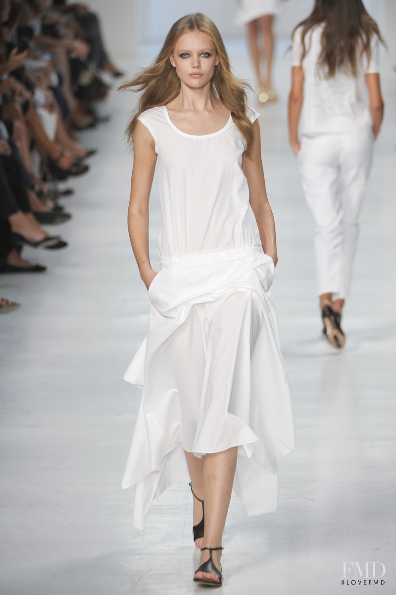 N° 21 fashion show for Spring/Summer 2011