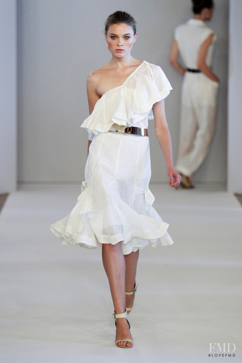 Paola Frani fashion show for Spring/Summer 2011