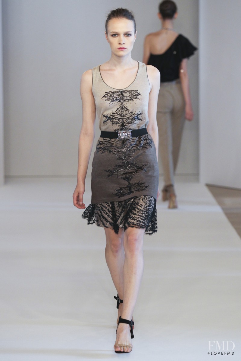 Paola Frani fashion show for Spring/Summer 2011