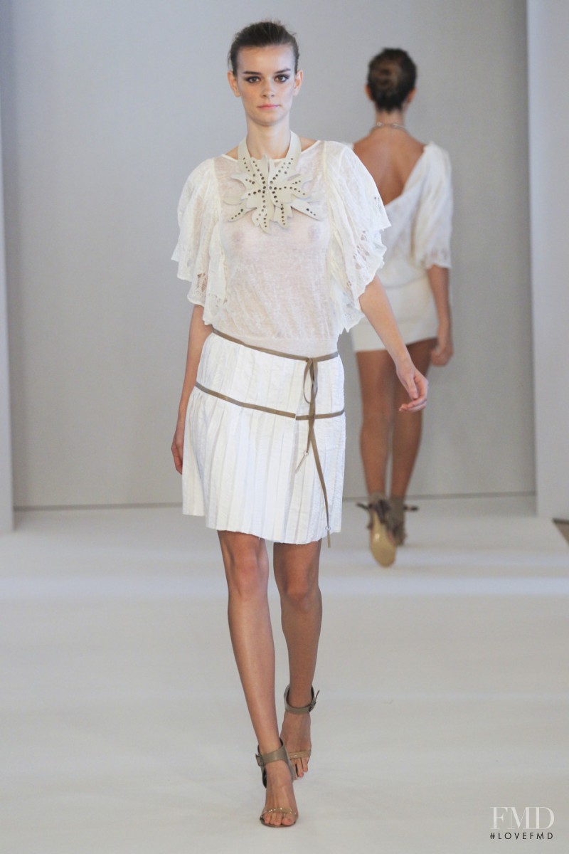 Paola Frani fashion show for Spring/Summer 2011
