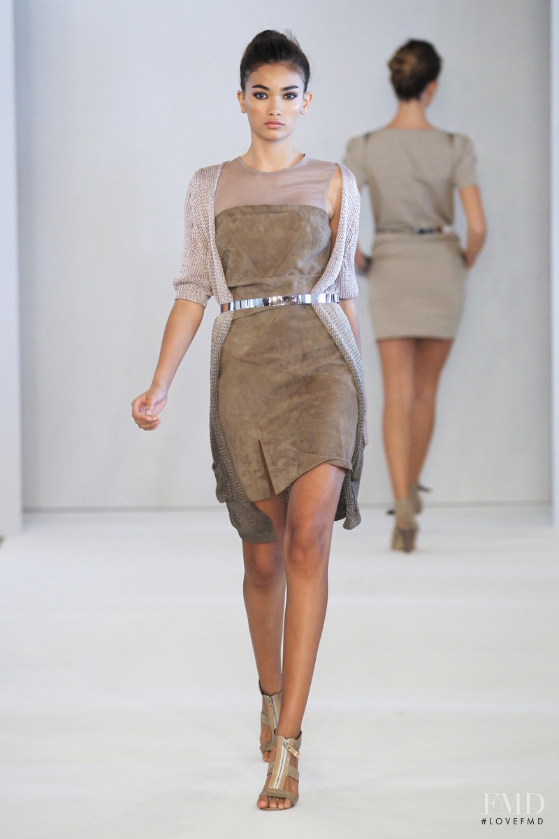 Paola Frani fashion show for Spring/Summer 2011