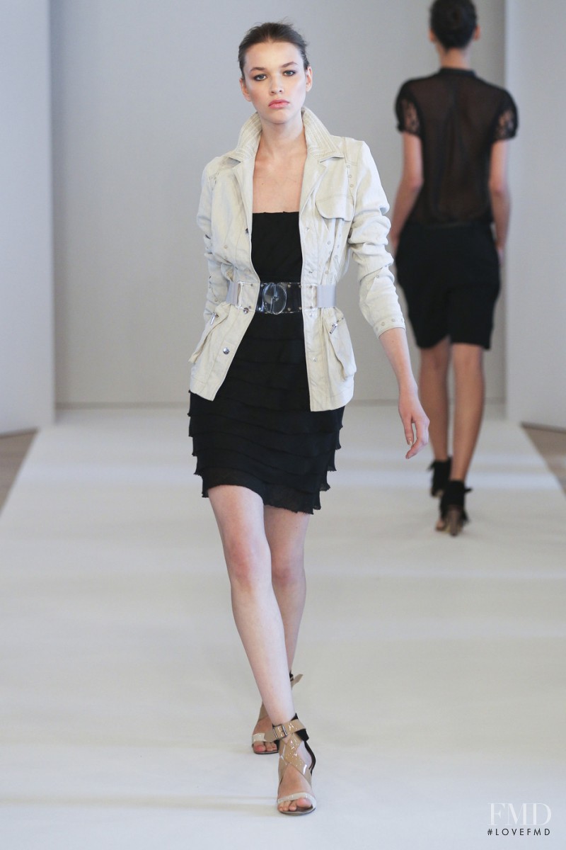 Paola Frani fashion show for Spring/Summer 2011