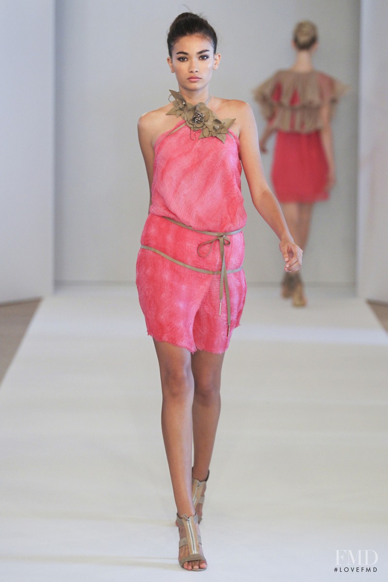 Paola Frani fashion show for Spring/Summer 2011