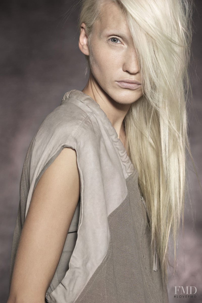 Nastia Shershen featured in  the Ilaria Nistri lookbook for Spring/Summer 2011