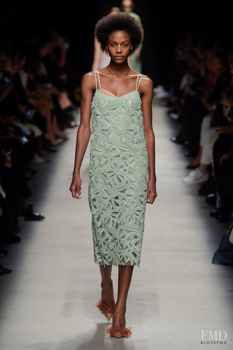 Karly Loyce featured in  the Rochas fashion show for Spring/Summer 2016