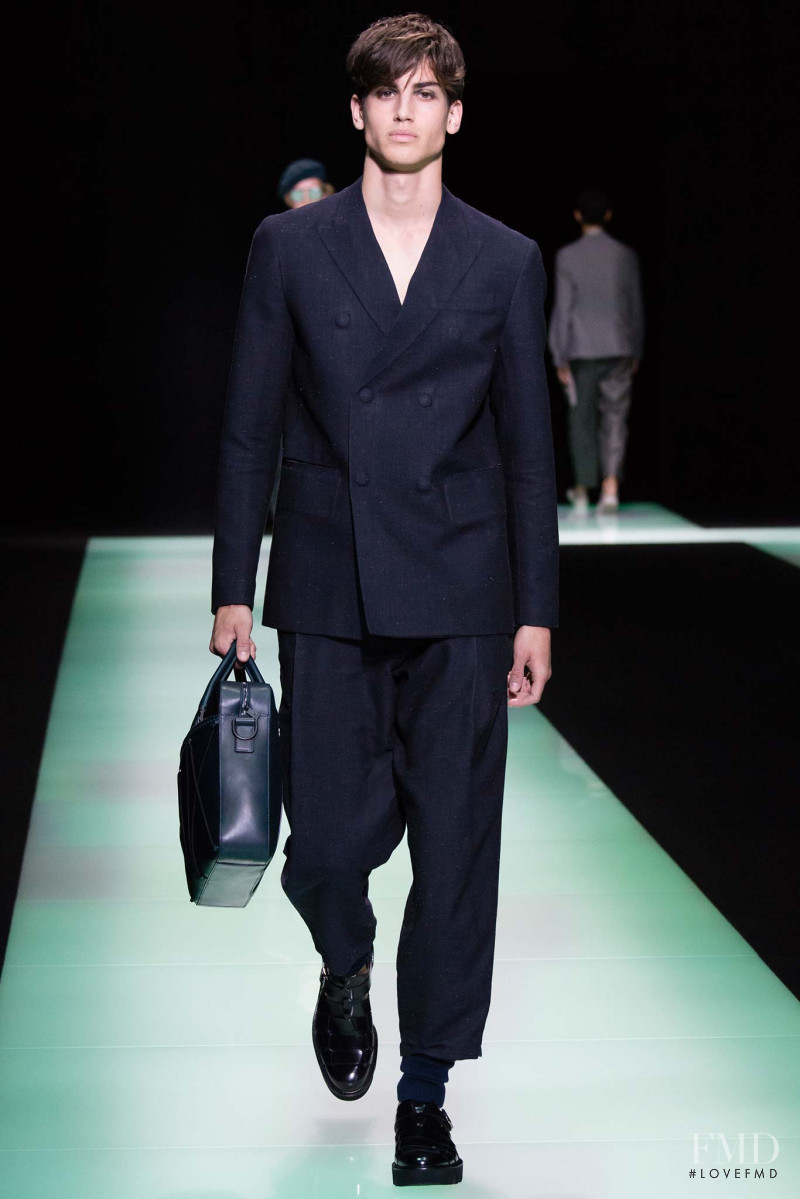 Emporio Armani fashion show for Spring/Summer 2016