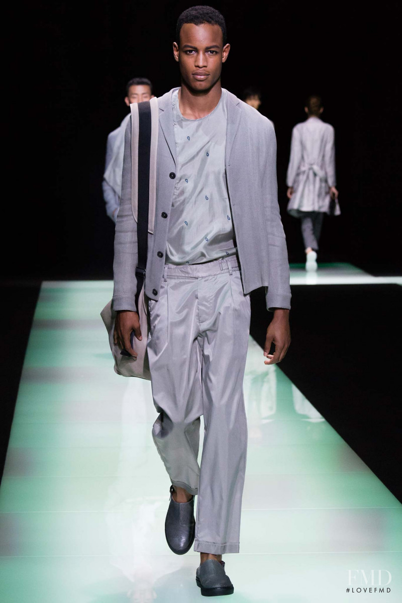 Emporio Armani fashion show for Spring/Summer 2016