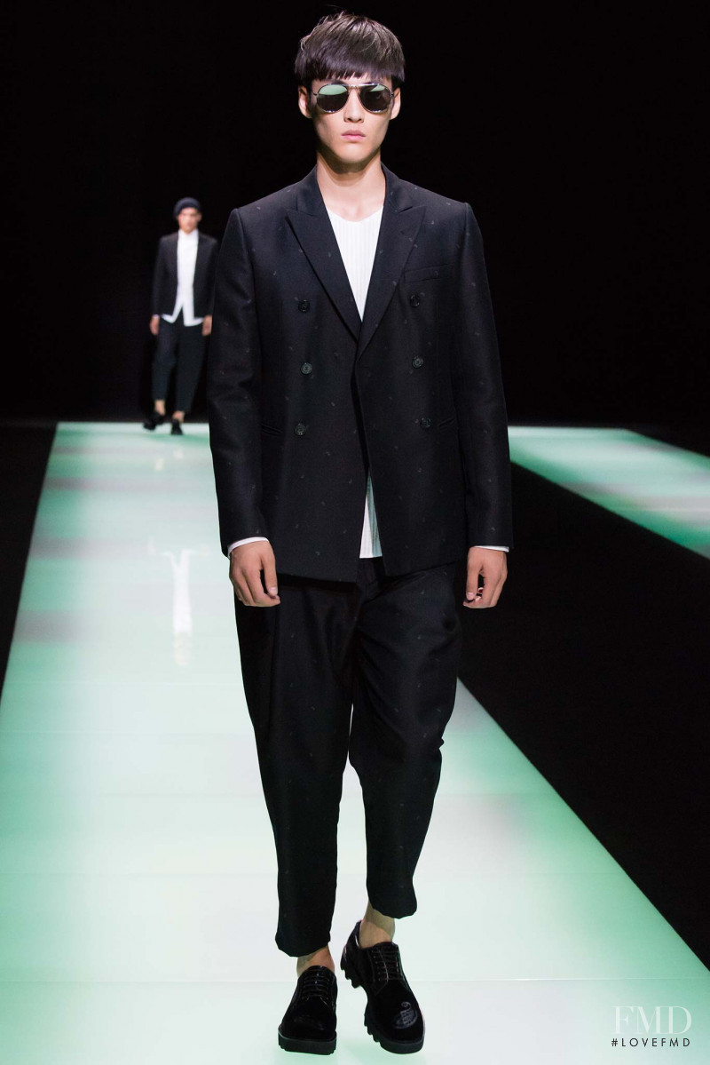 Emporio Armani fashion show for Spring/Summer 2016
