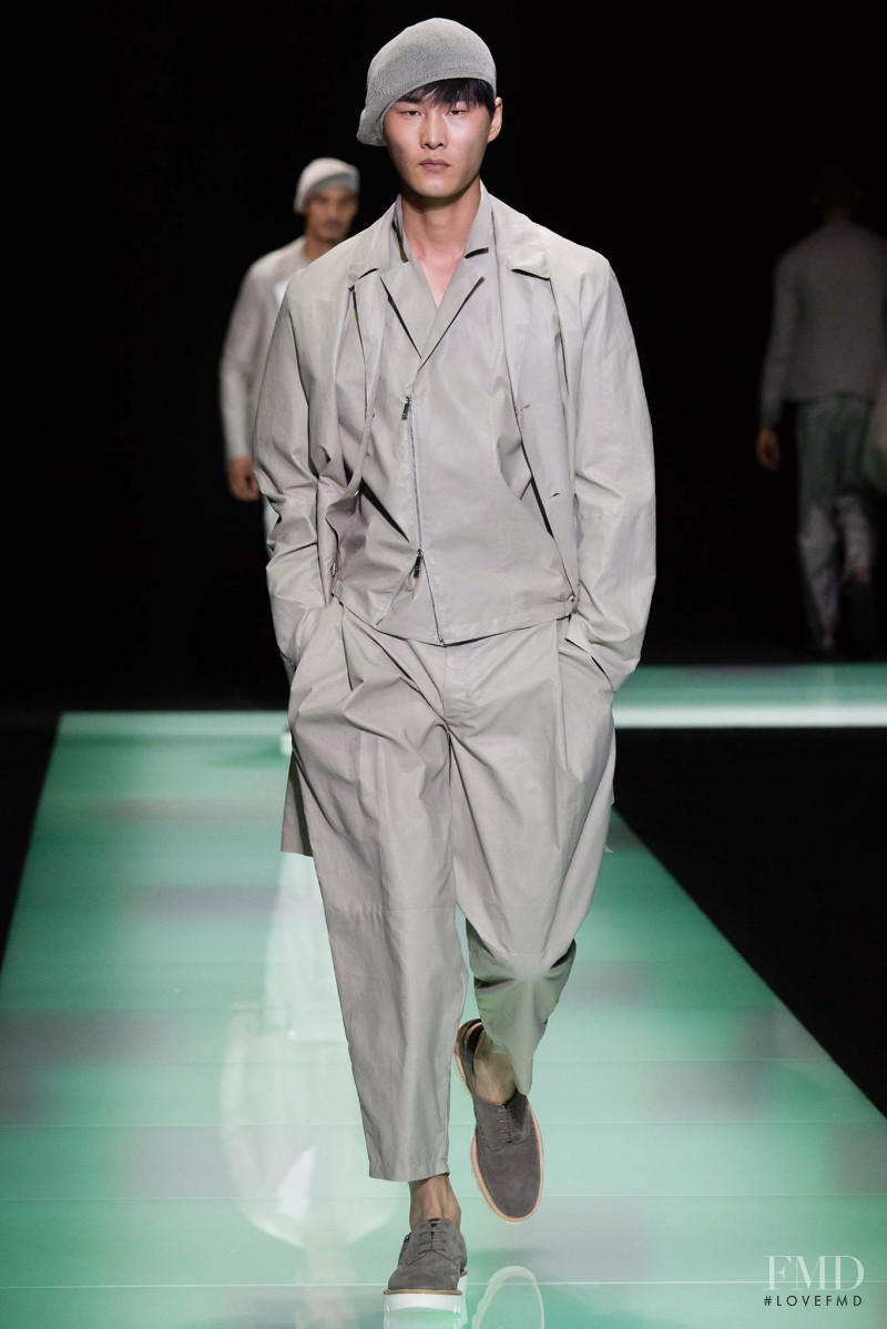 Emporio Armani fashion show for Spring/Summer 2016