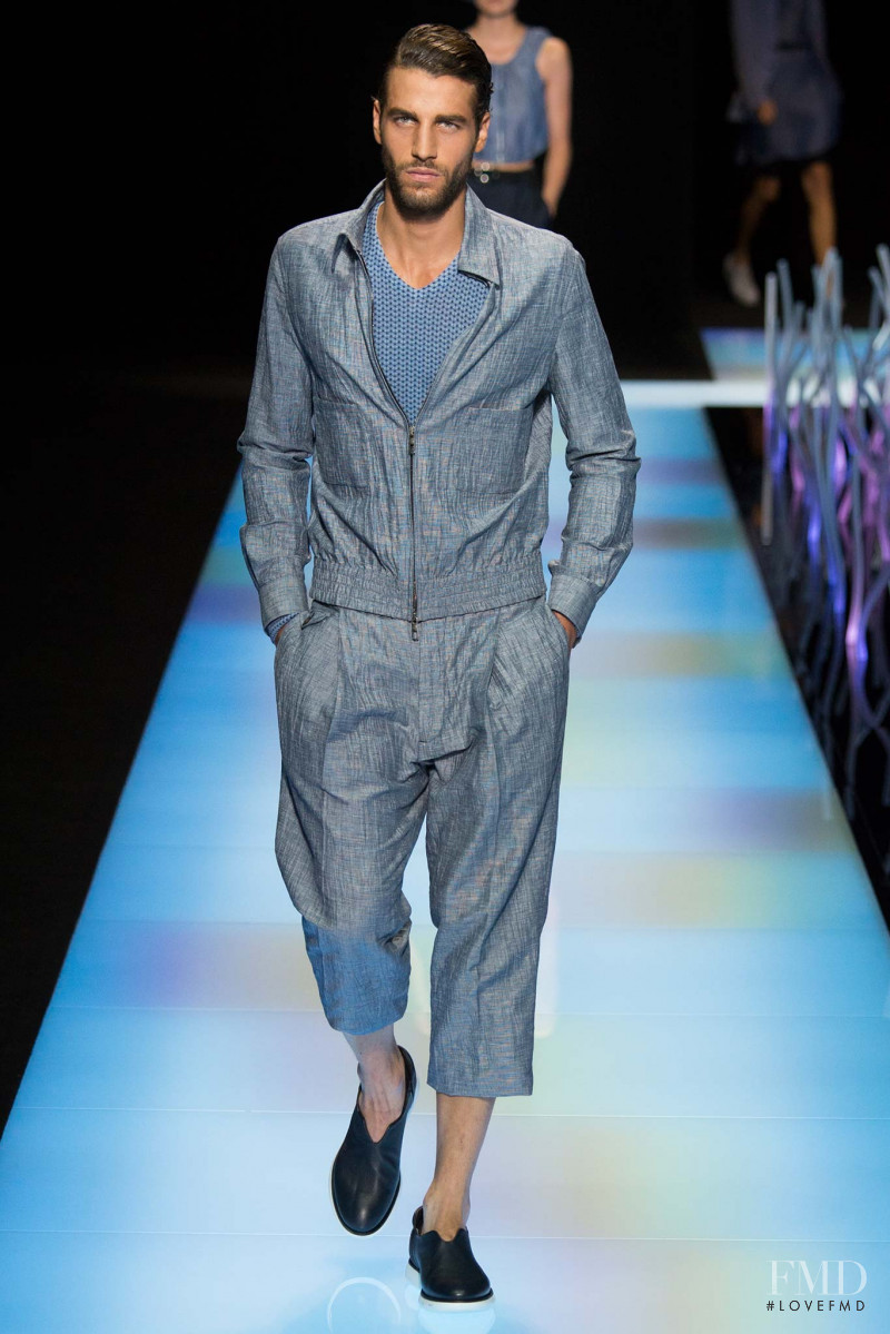 Giorgio Armani fashion show for Spring/Summer 2016