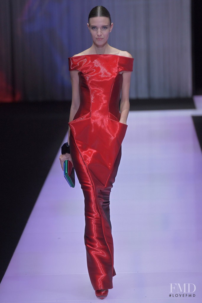 Larissa Mascarenhas featured in  the Giorgio Armani fashion show for Spring/Summer 2016