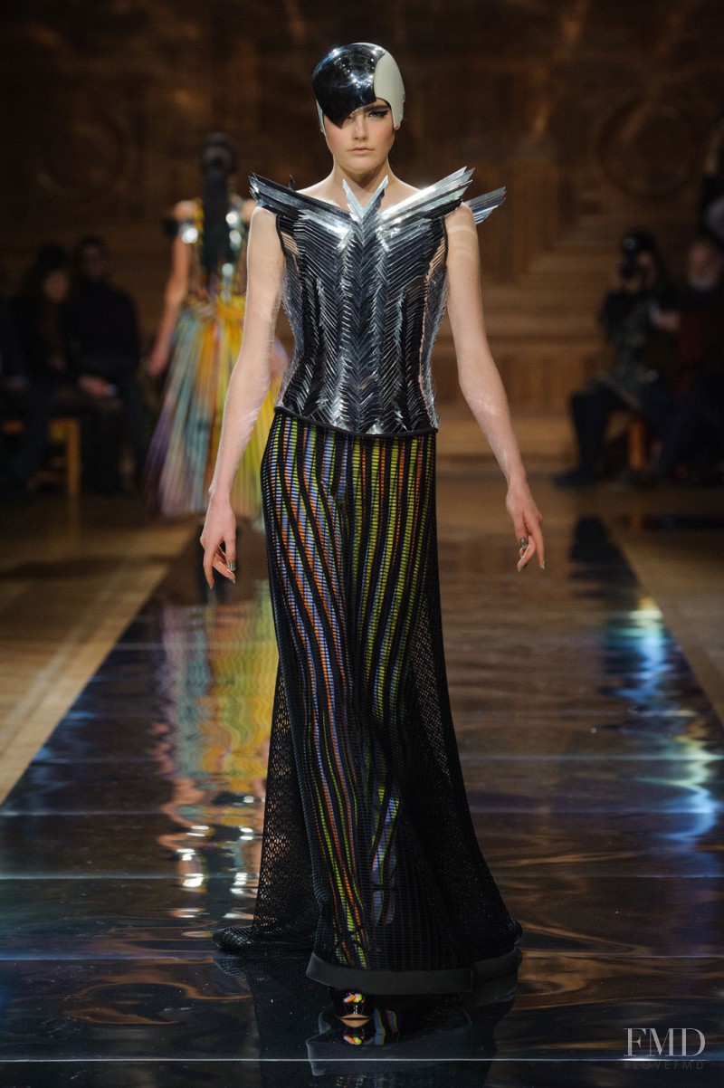Oscar Carvallo fashion show for Spring/Summer 2014