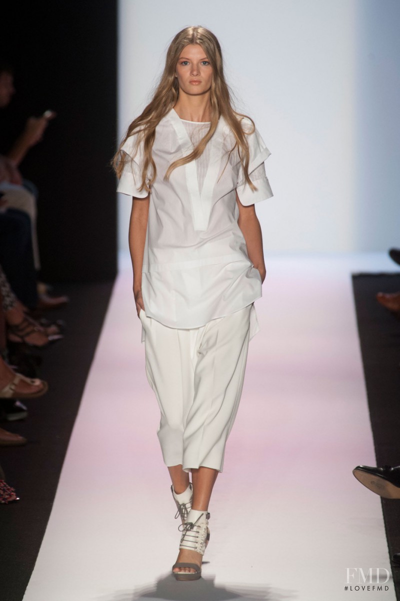 BCBG By Max Azria fashion show for Spring/Summer 2014