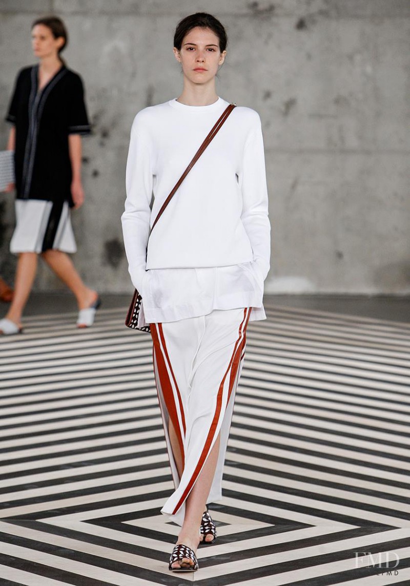 EDUN fashion show for Spring/Summer 2014