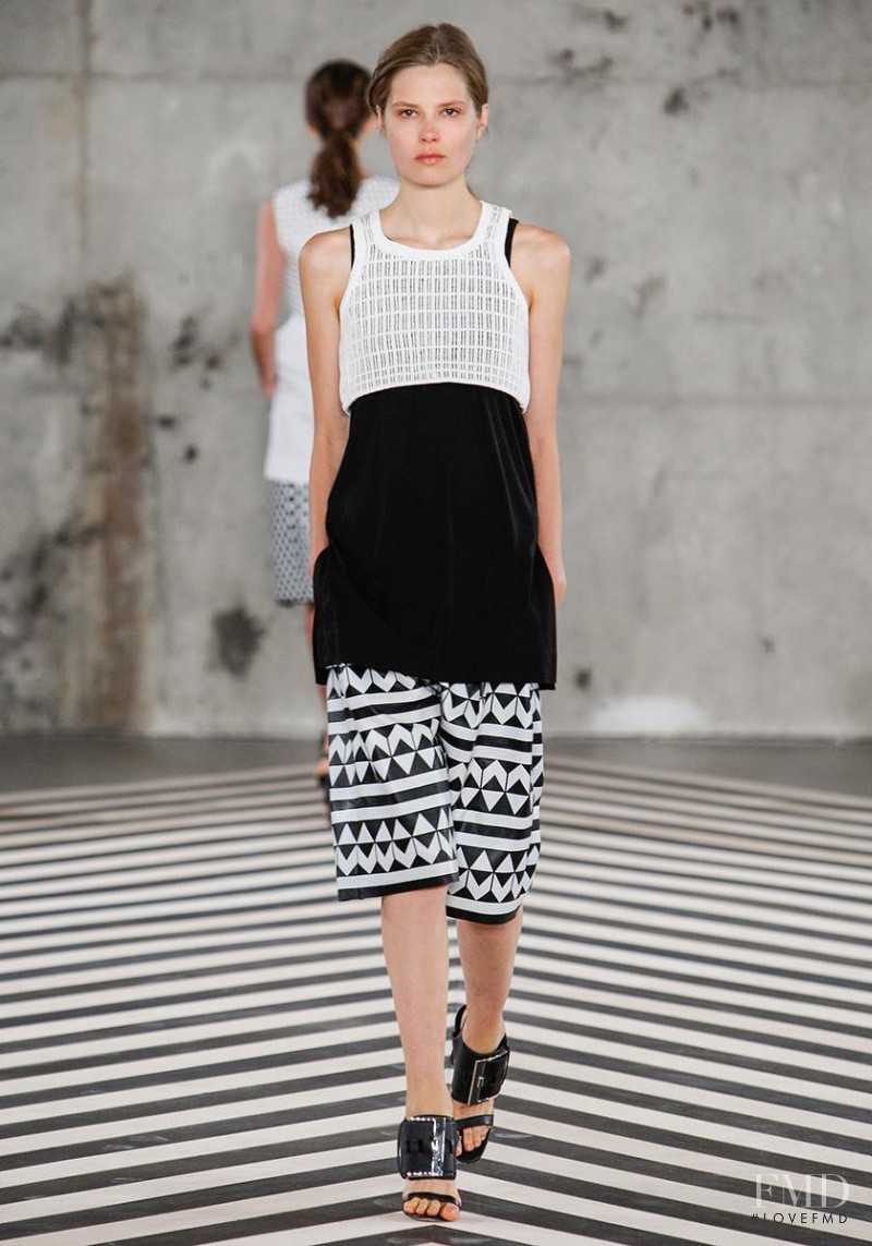 EDUN fashion show for Spring/Summer 2014