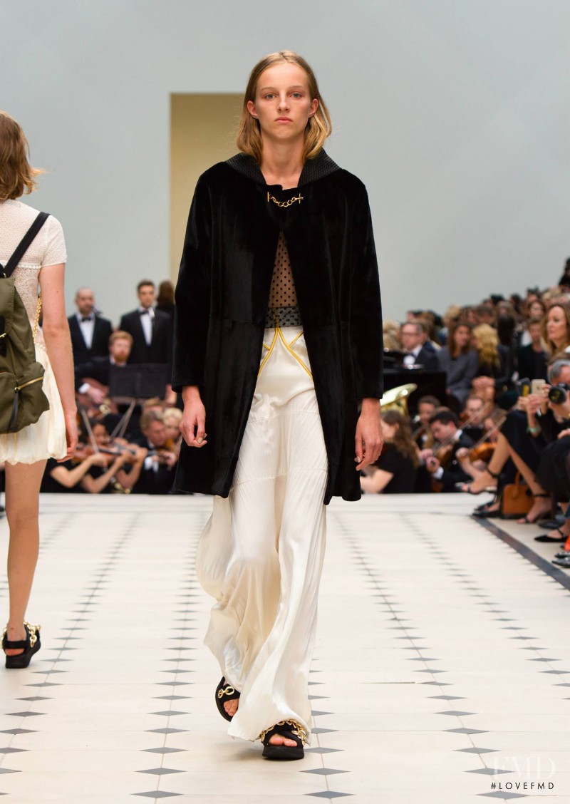 Burberry Prorsum fashion show for Spring/Summer 2016