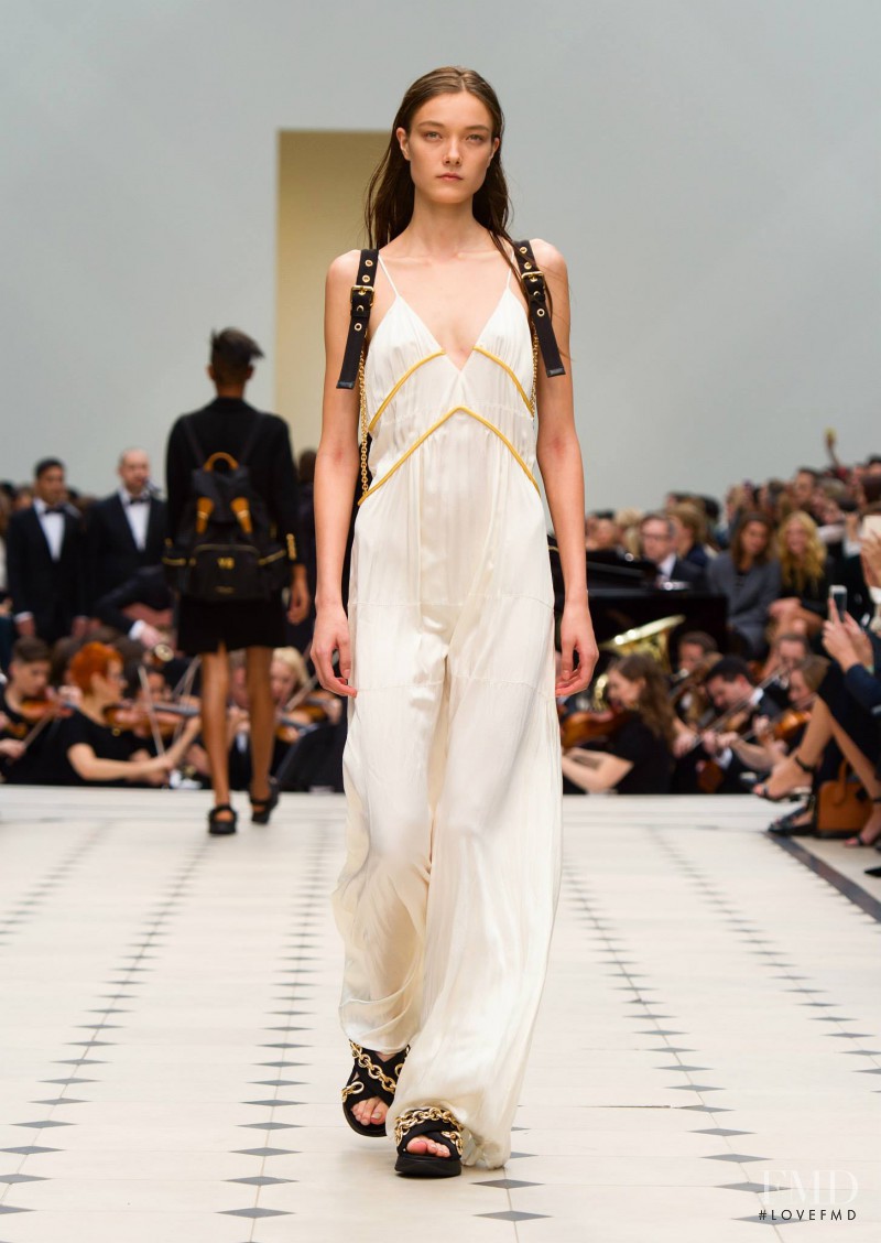 Burberry Prorsum fashion show for Spring/Summer 2016