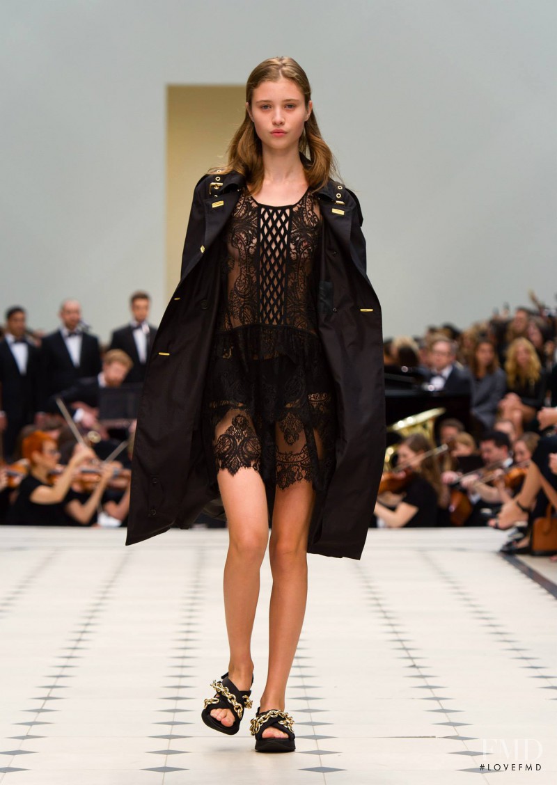 Victoria Kosenkova featured in  the Burberry Prorsum fashion show for Spring/Summer 2016