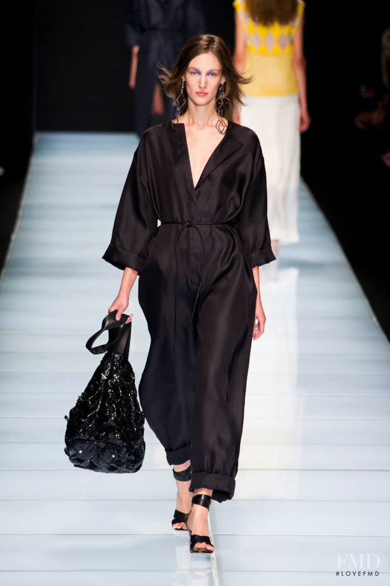 Anteprima fashion show for Spring/Summer 2016