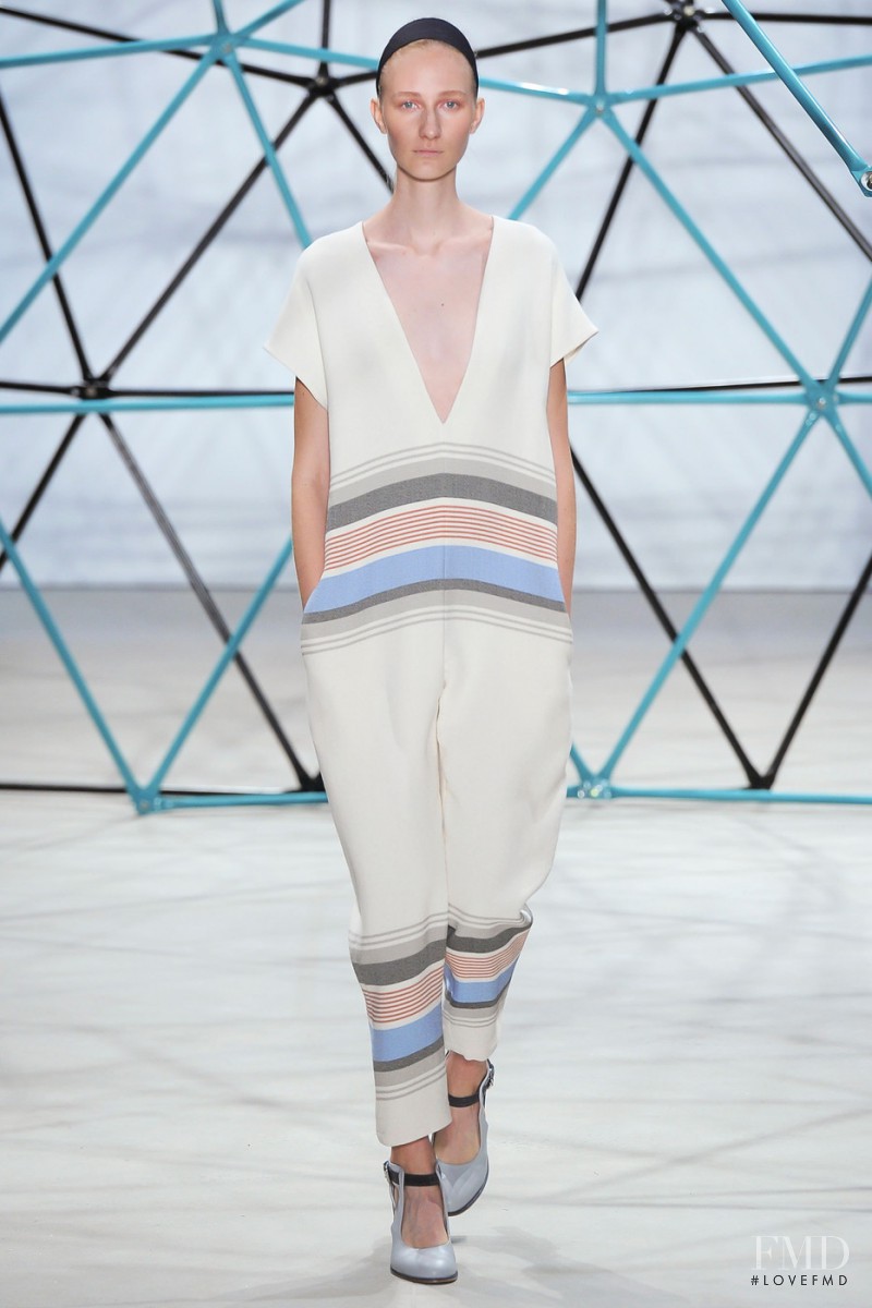 SUNO fashion show for Spring/Summer 2016